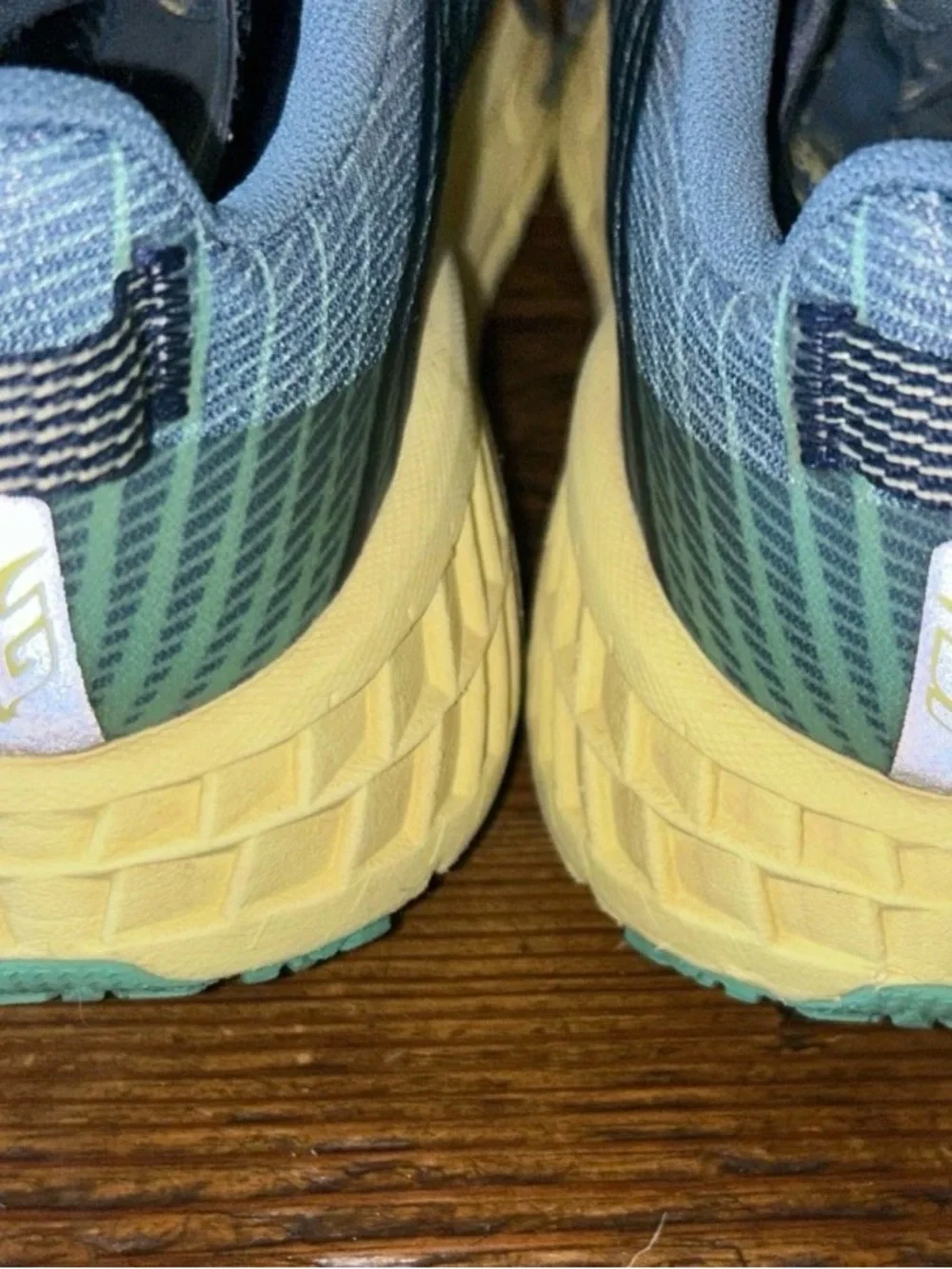 Hoka One One hoka one